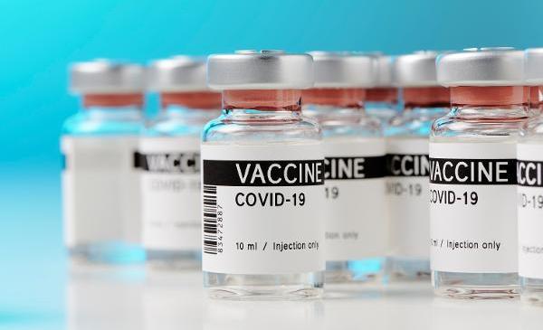 COVID-19-Impfstoffe (Quelle: M-Photo-shutterstock) (verweist auf: COVID-19-Impfstoffe)