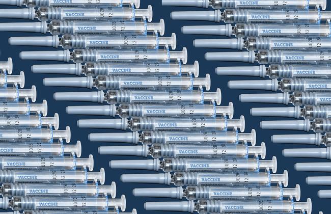 Impfstoff-Spritzen (Quelle: SydneyNSW/Shutterstock.com) Impfstoff-Spritzen (Quelle: SydneyNSW/Shutterstock.com)