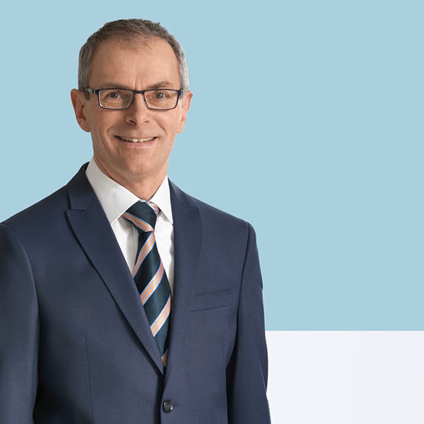 verweist auf: Allergenimmuntherapie – viele Studien, wenige Zulassungen – woran liegt es? Videostartbild Allergenimmuntherapie – viele Studien, wenige Zulassungen – woran liegt es? (verweist auf: Allergenimmuntherapie – viele Studien, wenige Zulassungen – woran liegt es?)