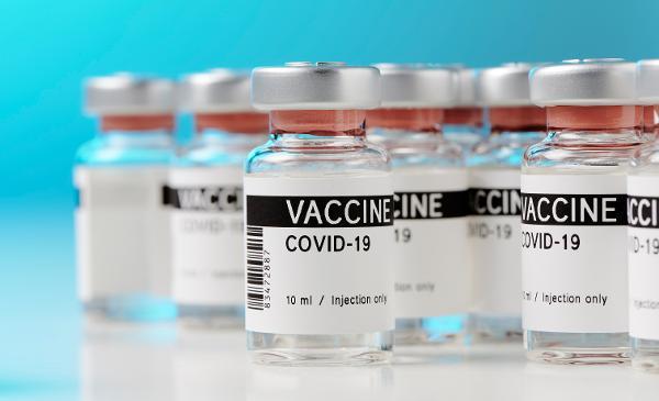 COVID-19-Impfstoffe (Quelle: M-Photo-shutterstock) (refer to: COVID-19 Vaccines)