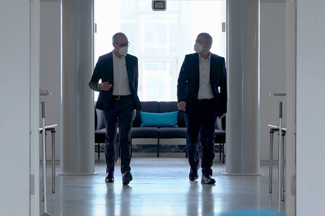 Prof. Stefan Vieths (Vizepräsident PEI) und Prof. Klaus Cichutek (Präsident PEI) (Source: Paul-Ehrlich-Insitut) Prof. Stefan Vieths (Vizepräsident PEI) und Prof. Klaus Cichutek (Präsident PEI) (Source: Paul-Ehrlich-Insitut)