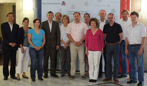 The staff of the WHO Collaborating Centre for Vaccines, including Dr Michael Pfleiderer (centre) and Professor Klaus Cichutek (fourth from left).